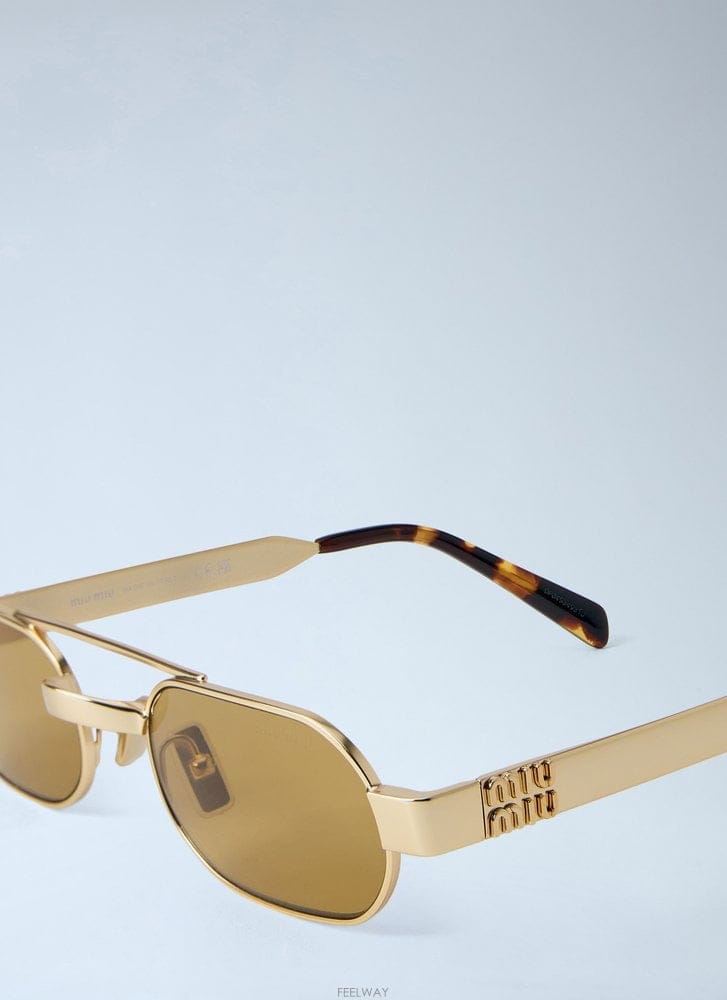 Miu Miu 26 S/S �̿�̿� 0MU B52S ���۶� 0MU B52S 22M B011202891126 S/S �̿�̿� 0MU B52S ���۶� 0MU B52S 22M B011202