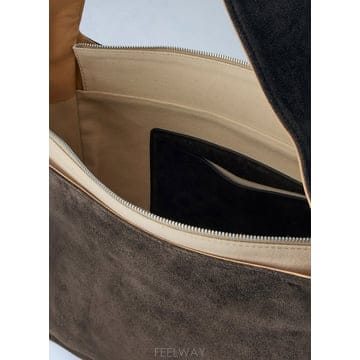26 S/S 아워 레가시 그랜드 브릭 스웨이드 숄더 백 A2268GE B0112028956
