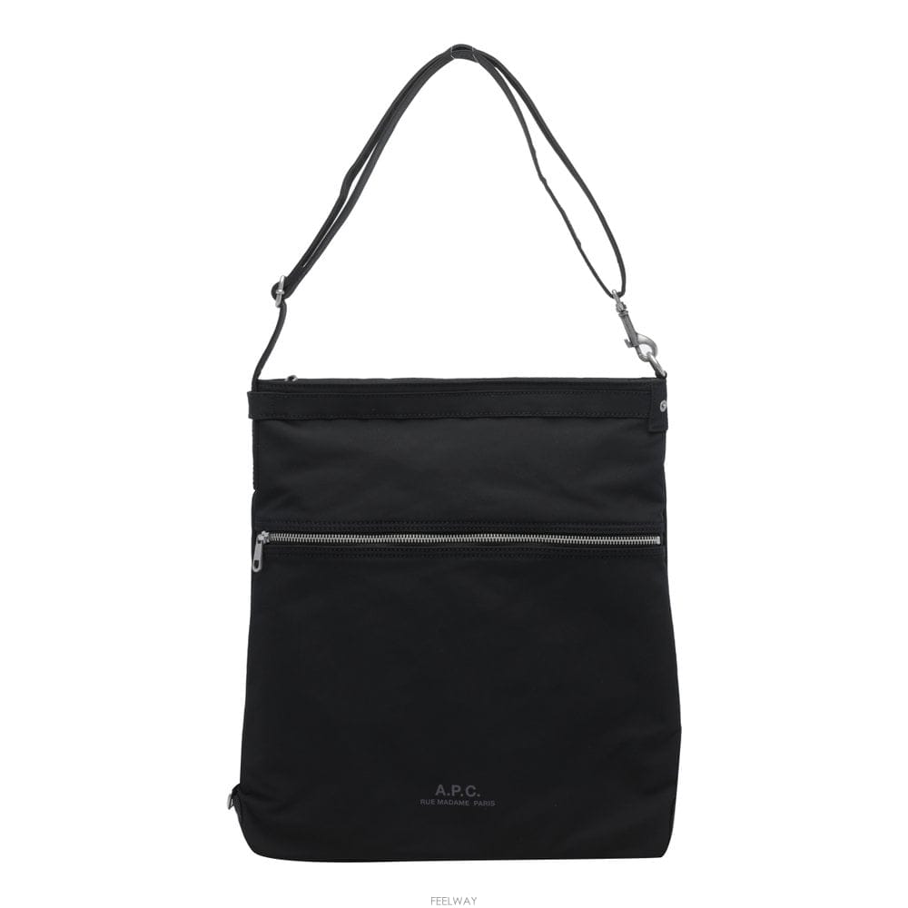 A.P.C. 26 F/W A.P.C ����� ��ī�̺� ũ�ν��ٵ� �� PSANL H6 B001218528426 F/W A.P.C ����� ��ī�̺� ũ�ν��ٵ� �� PSANL H6 B0