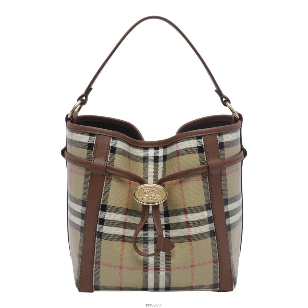 Burberry 26 F/W ������ ���� üũ ��Ŷ �� 8128949/A7026 B001218531426 F/W ������ ���� üũ ��Ŷ �� 8128949/A7026 B0012185
