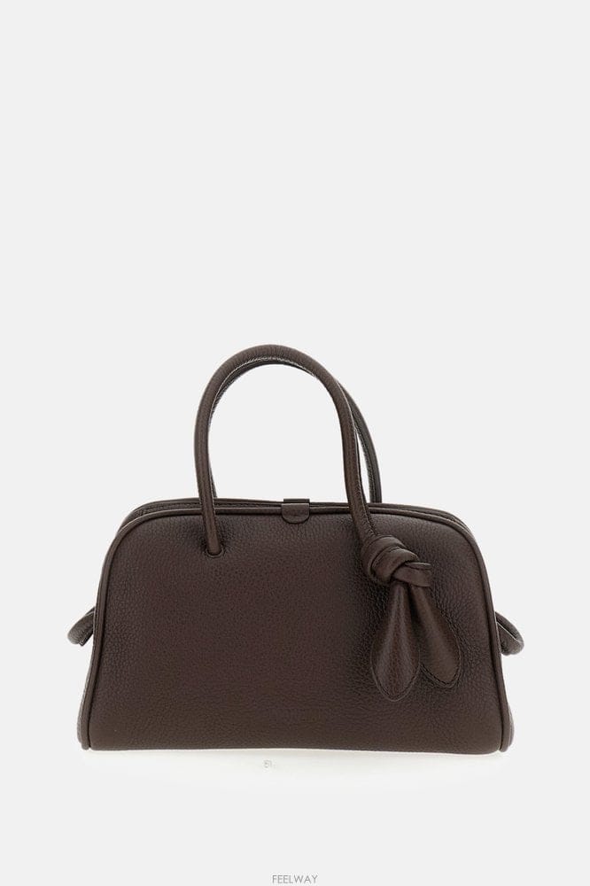 Jacquemus 26 F/W ��ũ���� �� �ڶ� �������� �� BAW00416AC03A0 B003225105826 F/W ��ũ���� �� �ڶ� �������� �� BAW00416AC03A0 B00
