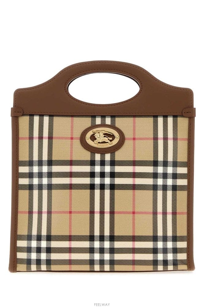 Burberry ������ �� MN ���� �� YSA176237A7026 8128442  B0442256720������ �� MN ���� �� YSA176237A7026 8128442  B04422567