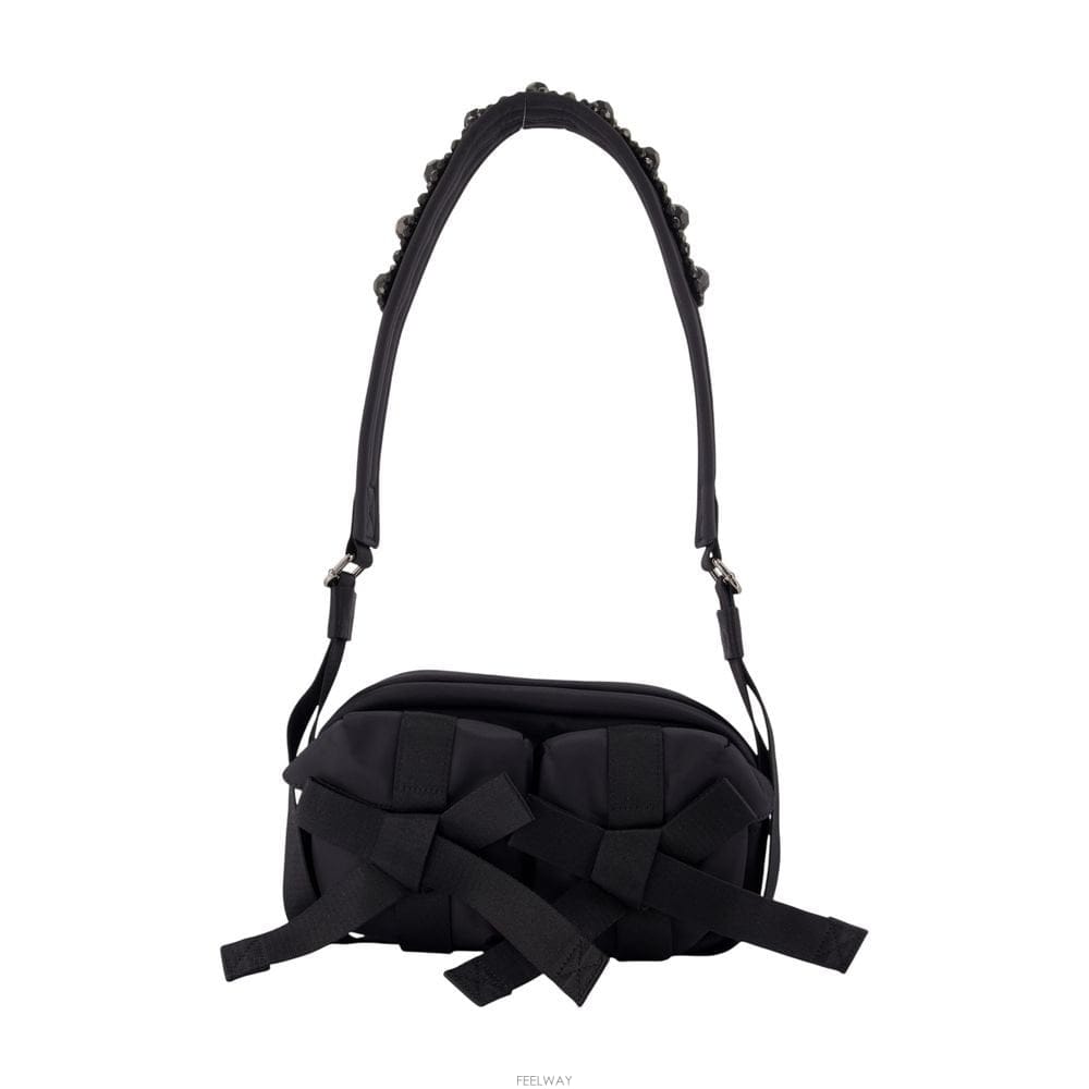 Simone Rocha 26 F/W �ø� �λ� Ŭ���� ���� ũ�ν��ٵ� �ø�� ROCHA ���� B073225099326 F/W �ø� �λ� Ŭ���� ���� ũ�ν��ٵ� �ø�� ROCHA 