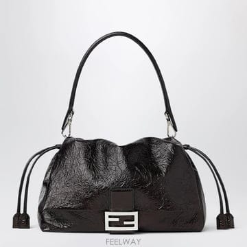 26 F/W 펜디 블랙 바게트 소프트 라지 백 인 CRACKLED 레 B0052263630