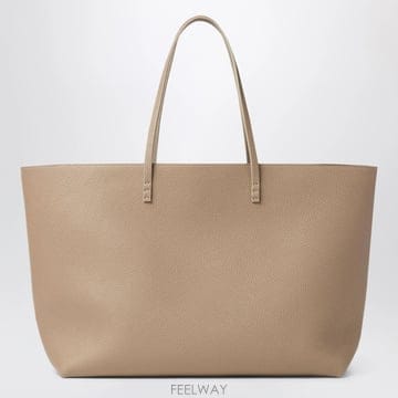 26 F/W 펜디 로프 CUOIO ROMANO 레더 미디엄 롤 쇼퍼  B0052263642