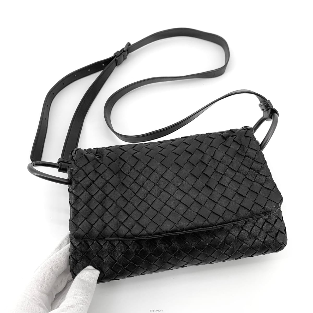 Bottega Veneta ���װ�����Ÿ ��Ʈ��ġ���� ���� ũ�ν��麸�װ�����Ÿ ��Ʈ��ġ���� ���� ũ�ν���
