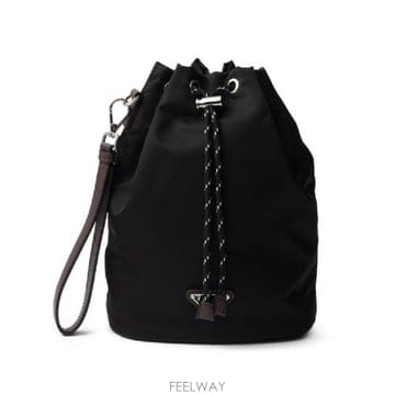 PRADA �׶�����Ÿ �ؿ� ����� ���� PRADA SPEEDROCK RE NYLON AND LEATHER POUCH 2�׶�����Ÿ �ؿ� ����� ���� PRADA SPEEDROCK RE NYLON A