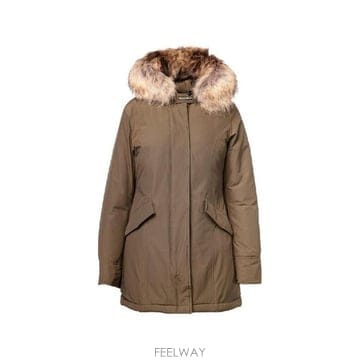 Woolrich �׶�����Ÿ �ؿ� �︮ġ ���� ARCTIC RACCOON PARKA COAT CFWWOU0538FBUT0001�׶�����Ÿ �ؿ� �︮ġ ���� ARCTIC RACCOON PARKA COAT 