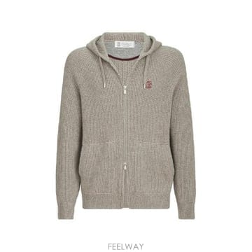 Brunello Cucinelli �׶�����Ÿ �ؿ� ���ڷ� ��ġ�ڸ� ���� LOGO CASHMERE HOODIE M22704806GCFF57�׶�����Ÿ �ؿ� ���ڷ� ��ġ�ڸ� ���� LOGO CASHMERE H