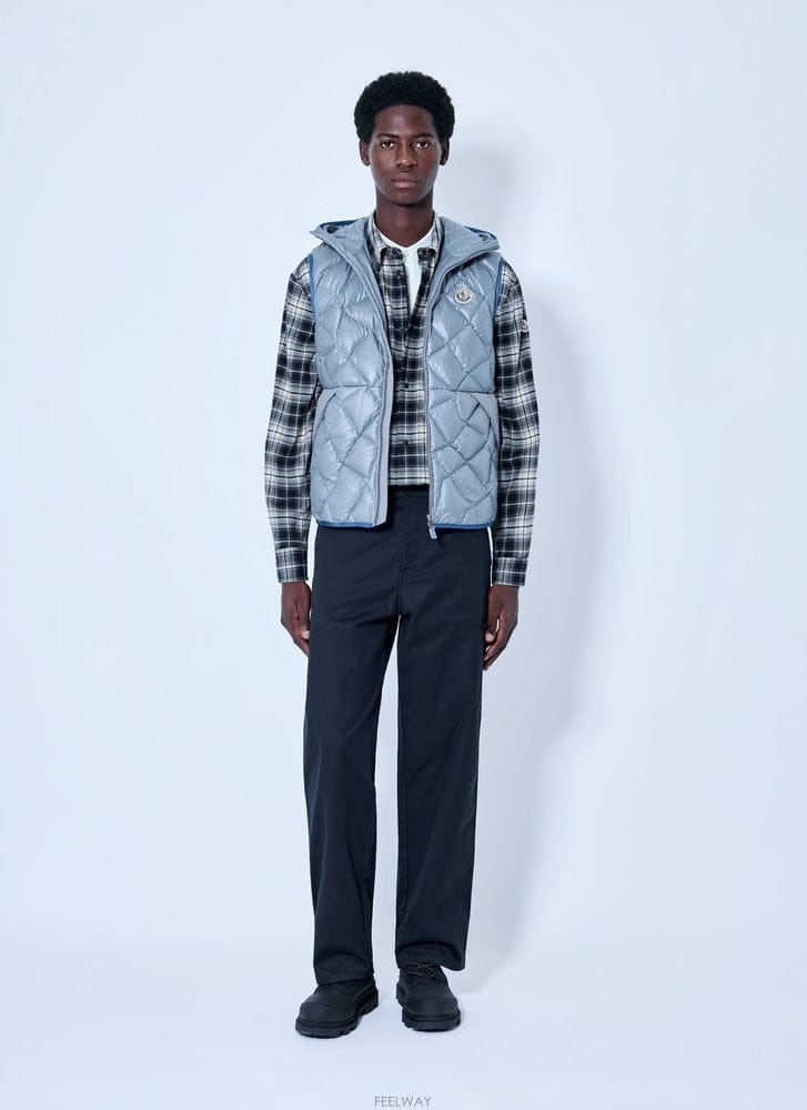 Moncler 26 F/W ��Ŭ���� ���� �ĵ� ����Ʈ L2091 1A00167 59 B011226461526 F/W ��Ŭ���� ���� �ĵ� ����Ʈ L2091 1A00167 59 B011