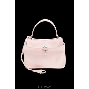 Balenciaga 26SS Balenciaga BORSE A SPALLA 7954562AA4U5831 TP57819552726SS Balenciaga BORSE A SPALLA 7954562AA4U5831 TP57819