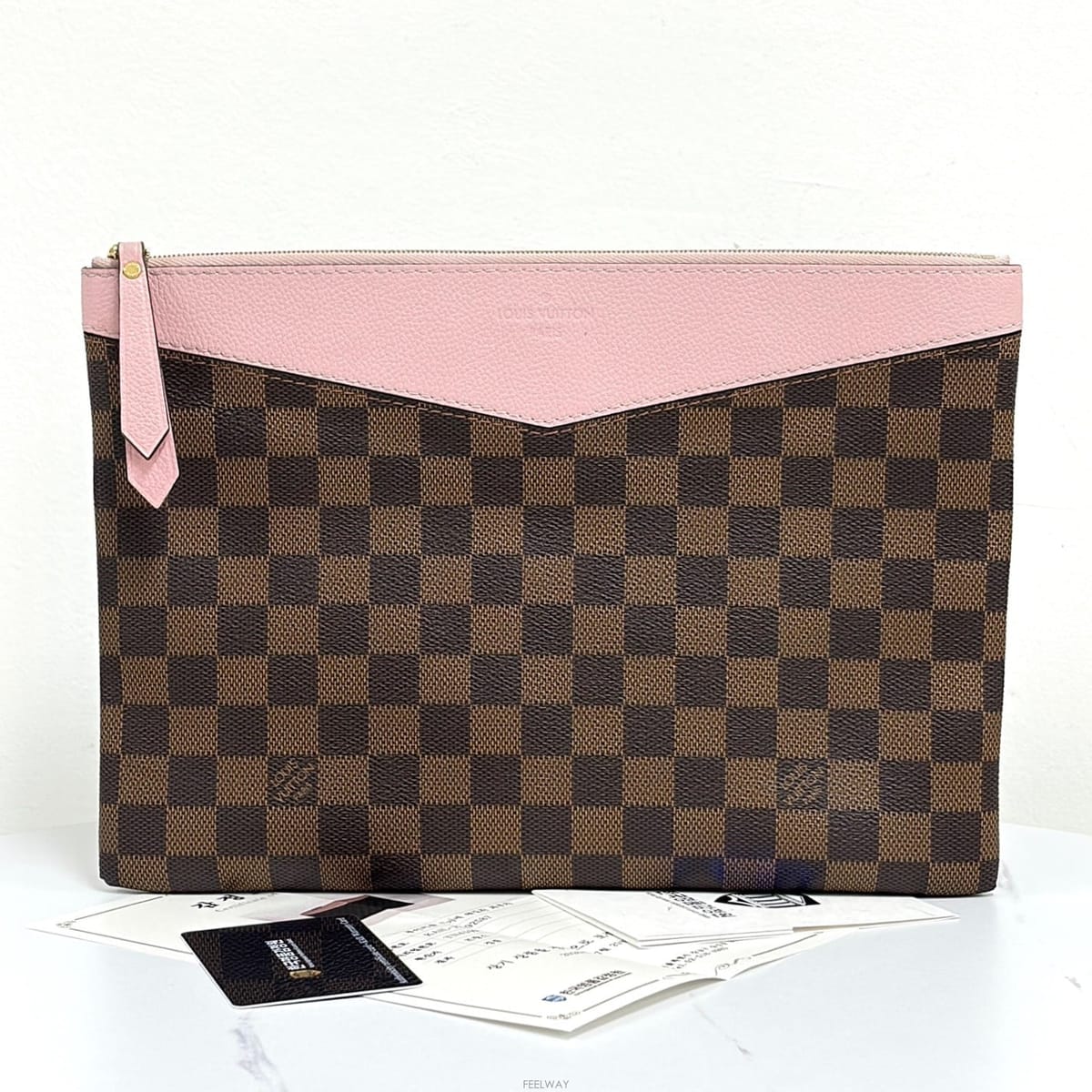 Louis Vuitton ���̺��� ���ϸ� �ٹ̿� Ŭ��ġ����̺��� ���ϸ� �ٹ̿� Ŭ��ġ��
