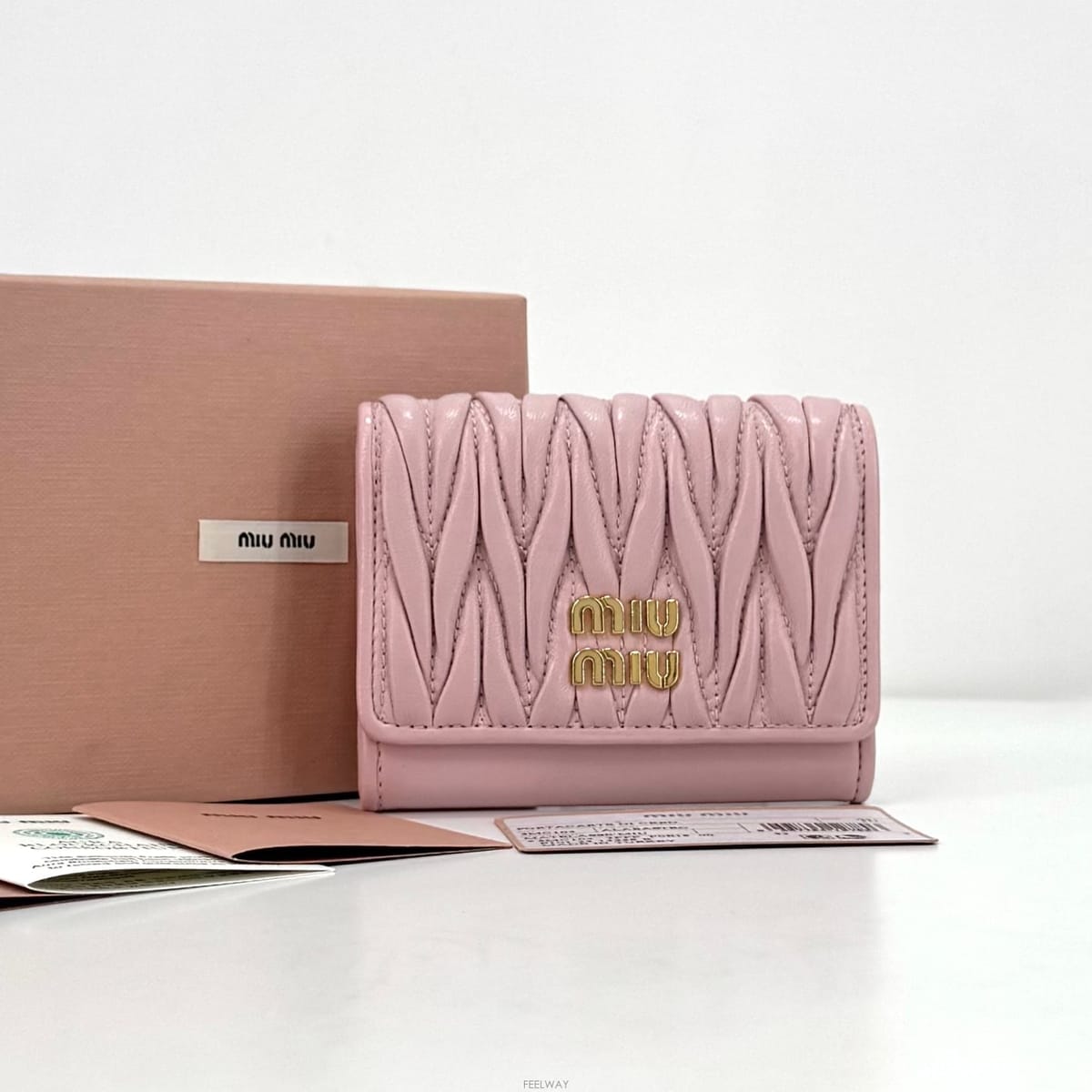 Miu Miu �̿�̿� ���׶�� ���� ���� ī������ (5MC104)�̿�̿� ���׶�� ���� ���� ī������ (5MC104)