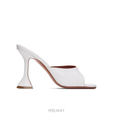 | Other Brand | 25FW �ƹ̳����Ƶ� ���� ���� LUPITASLIPPERCLNAPPAWHITE TP57333231425FW �ƹ̳����Ƶ� ���� ���� LUPITASLIPPERCLNAPPAWHITE 