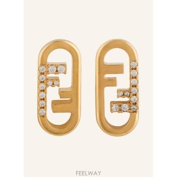 FENDI Fendi OLOCK stud earrings 100294618019500 TP576946182Fendi OLOCK stud earrings 100294618019500 TP576946182
