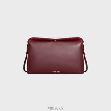 CELINE 26FW Celine TRIO FLAP 10P862O8628POSYRAK TP58053416326FW Celine TRIO FLAP 10P862O8628POSYRAK TP580534163