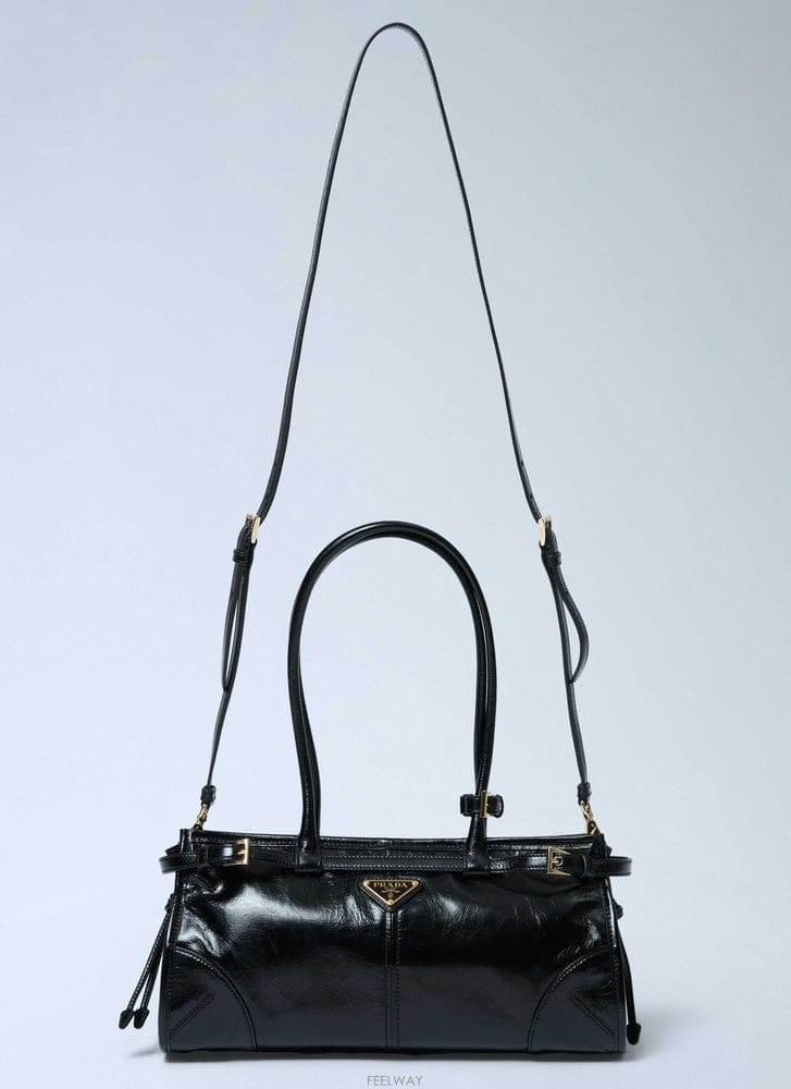 PRADA 25 F/W ����� �̵�� ���� �ڵ�� 1BA426 2CYR F000 B011174041825 F/W ����� �̵�� ���� �ڵ�� 1BA426 2CYR F000 B011