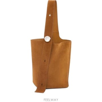 Loewe 26 FW �ο��� ��� ��Ŷ �� BANBBBHX01 TP45707795026 FW �ο��� ��� ��Ŷ �� BANBBBHX01 TP457077950