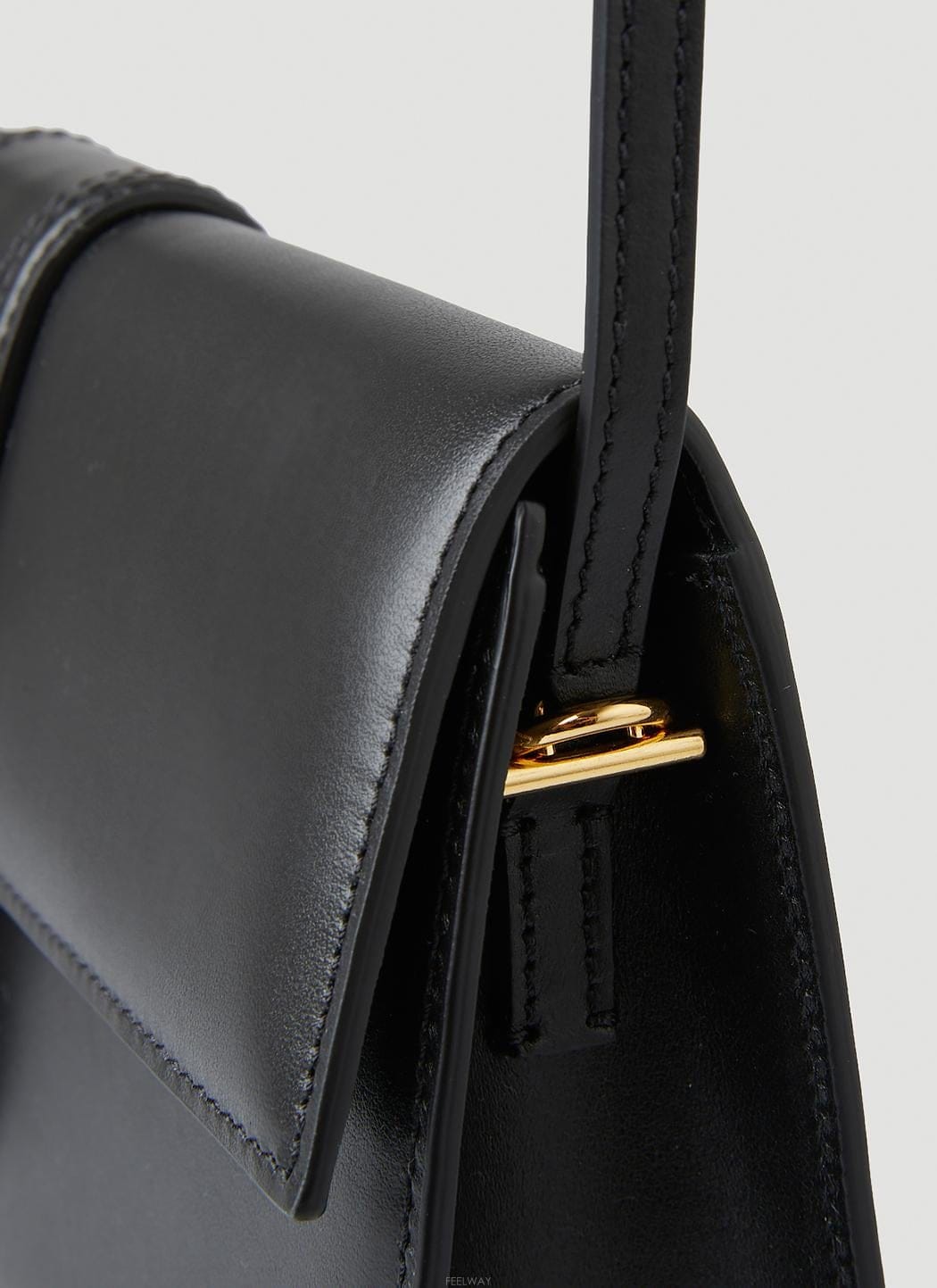 Jacquemus 24 F/W ��ũ���� �� BAMBINO �� ��� �� 22EBAW000 B011082513824 F/W ��ũ���� �� BAMBINO �� ��� �� 22EBAW000 B01108