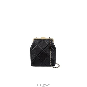 CHANEL [������] ���� Ű���� Ŭ��ġ ���� �����ΰ�� ����Ų 6ET1443[������] ���� Ű���� Ŭ��ġ ���� �����ΰ�� ����Ų 6ET