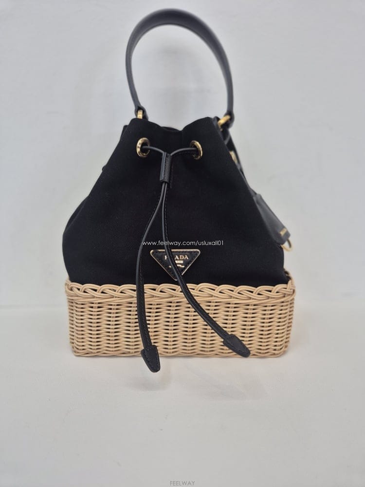 PRADA [�߰���ǰ ������ �����] ����� �ö��� ��Ŀ ��ź ��Ŷ�� 1BE039[�߰���ǰ ������ �����] ����� �ö��� ��Ŀ ��ź ��Ŷ