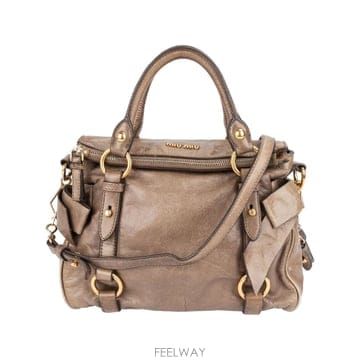 Miu Miu �δ��� MIU MIU �̿�̿� ���ڷ� ���� ���� ���� ũ�ν� �ڵ���δ��� MIU MIU �̿�̿� ���ڷ� ���� ���� ���� ũ�ν� 