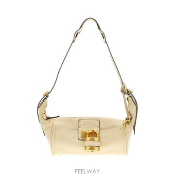 Chloe �δ��� Chloe ���ο� ���̺��� ������δ��� Chloe ���ο� ���̺��� �����