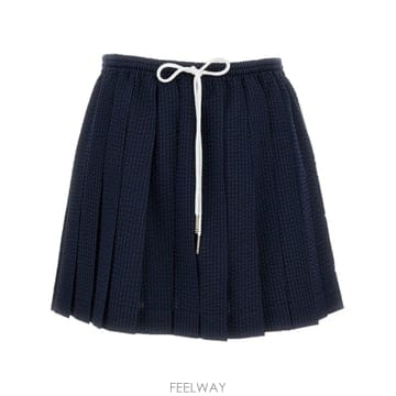 Thom Browne �δ��� THOM BROWNE ����� ���� ��ĿƮ�δ��� THOM BROWNE ����� ���� ��ĿƮ