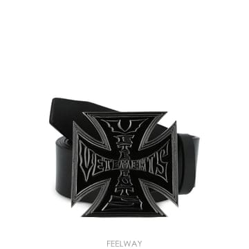 Vetements ���Ϲ�� ��Ʈ�� ũ�ν� �ΰ� ��Ʈ���Ϲ�� ��Ʈ�� ũ�ν� �ΰ� ��Ʈ