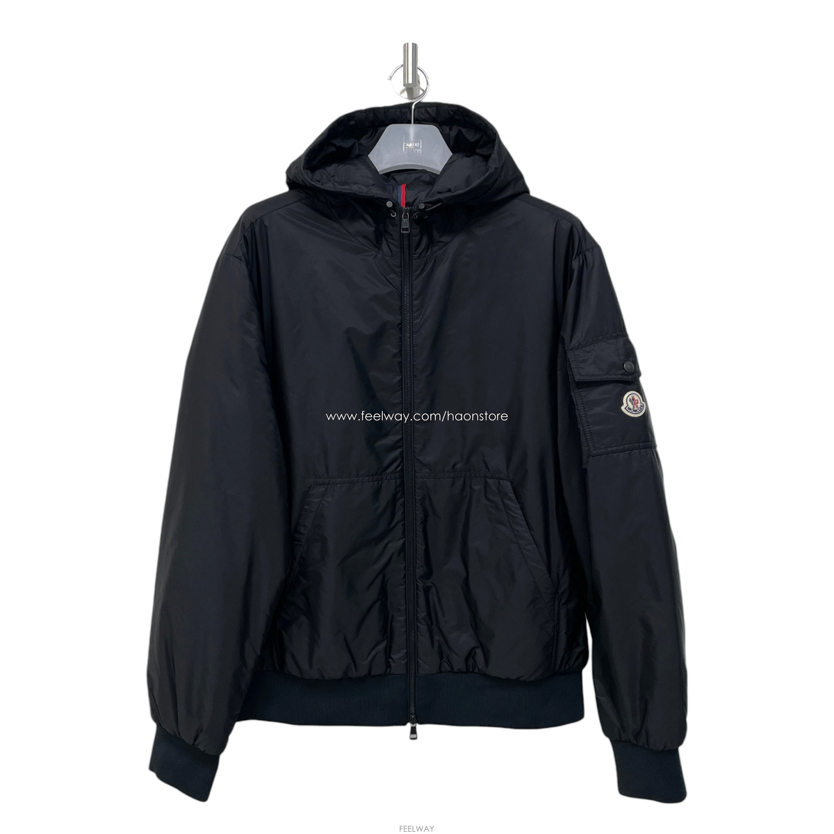 Moncler 25FW ��Ŭ���� POILIOT ���ϸ��� �ĵ� �ٿ� ����H0038225FW ��Ŭ���� POILIOT ���ϸ��� �ĵ� �ٿ� ����H00382