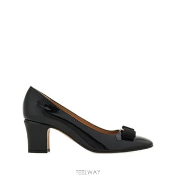 Ferragamo ���Ϲ�� ��󰡸� �ٶ� ���� ������ ���������Ϲ�� ��󰡸� �ٶ� ���� ������ ������