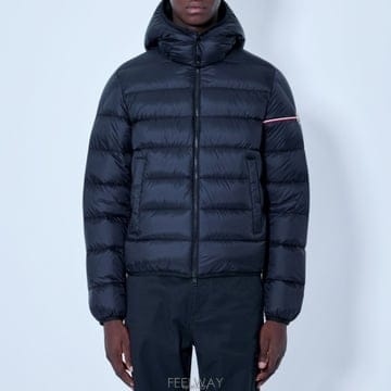 Moncler 26 FW ��Ŭ���� Ravenlock ���̺�� ��Ʈ �е� ���� L2091 1A00141 599Q0 99926 FW ��Ŭ���� Ravenlock ���̺�� ��Ʈ �е� ���� L2091