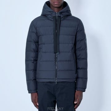 Moncler 26 FW ��Ŭ���� Zeflor ���÷� ��Ʈ�� �ĵ� �е� L2091 1A00236 597YW 99926 FW ��Ŭ���� Zeflor ���÷� ��Ʈ�� �ĵ� �е� L2091 1A