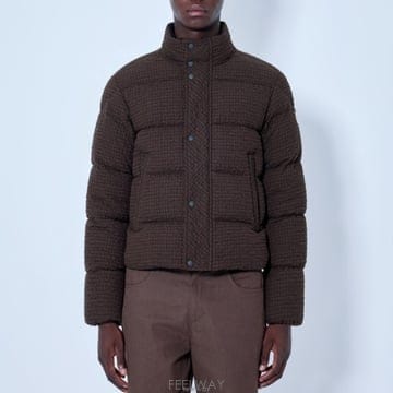 Moncler 26 FW ��Ŭ���� Oronte �ö��� ���̳� �е� ���� L2091 1A00247 599RJ F2926 FW ��Ŭ���� Oronte �ö��� ���̳� �е� ���� L2091 1A