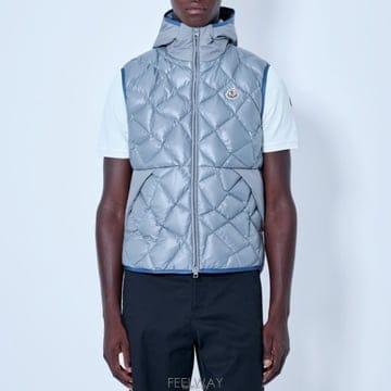 Moncler 26 FW ��Ŭ���� �ΰ� ��ġ ���� �ĵ� ���� ����Ʈ L2091 1A00167 597YW 90626 FW ��Ŭ���� �ΰ� ��ġ ���� �ĵ� ���� ����Ʈ L2091 1