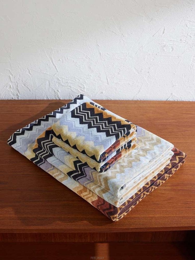 Missoni �̽�� GIACOMO �� ���� ���̺� ��Ʈ������ ��ư�׸� TOWEL B0082264844�̽�� GIACOMO �� ���� ���̺� ��Ʈ������ ��ư�׸� TOWE