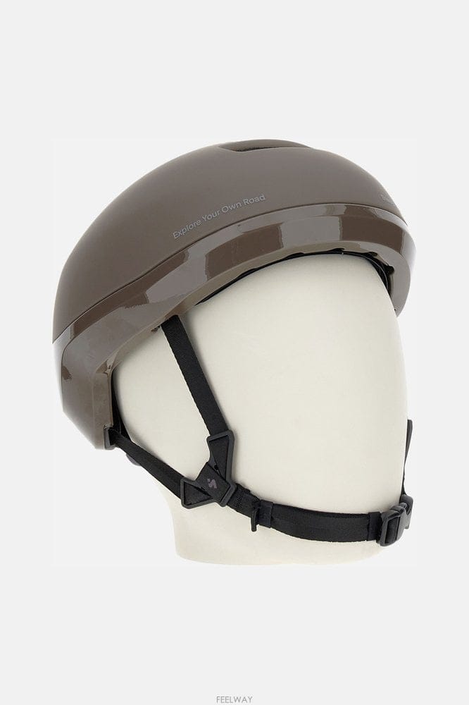 | Other Brand | 25 F/W PAS NORMAL STUDIOS ML HELMET NH B003213001725 F/W PAS NORMAL STUDIOS ML HELMET NH B0032130017