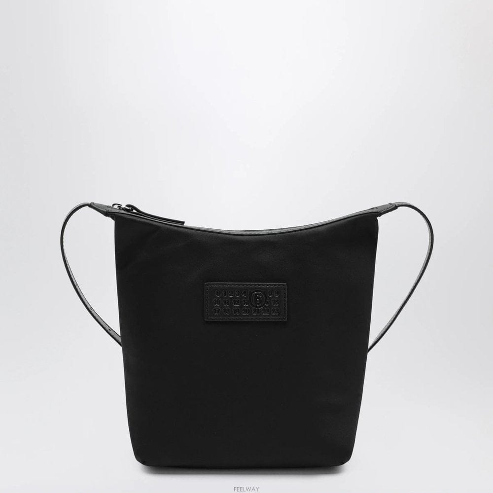 Maison Margiela 26 F/W MM6 ���� ���������� ���� ���Ϸ� NUMERIC ��Ƽ�� B005206789626 F/W MM6 ���� ���������� ���� ���Ϸ� NUMERIC ��Ƽ�� 