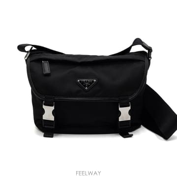 PRADA ����� 2VD066 �� �����Ϸ� ����ΰ� �޽����� �� ũ�ν���aa66614����� 2VD066 �� �����Ϸ� ����ΰ� �޽����� �� ũ�ν�