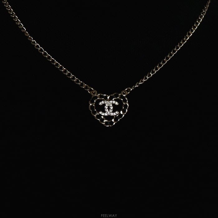 CHANEL ���� ABG336 25���� ũ����Ż ����ü��CC ��Ʈ�� ���Ʈ ���� �����aa66487���� ABG336 25���� ũ����Ż ����ü��CC ��Ʈ�� ���Ʈ