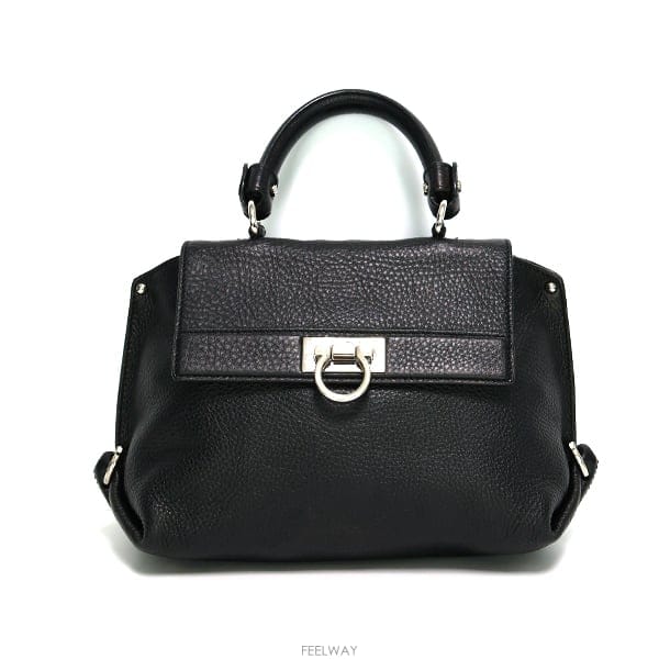 Ferragamo ��󰡸� ���Ǿ� ���� ���� ���� ��Ʈ�� / �߰���ǰ ��ǰ��󰡸� ���Ǿ� ���� ���� ���� ��Ʈ�� / �߰���ǰ ��ǰ