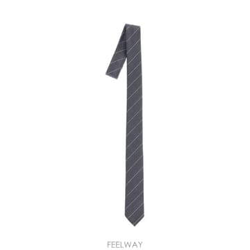 톰 브라운 다이애건널 스트라이프 타이 MNL001AF1166 035 TP979632528