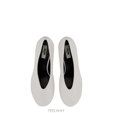 모스키노 펌프스