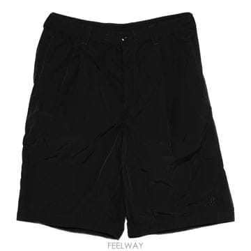 26SS 씨피컴퍼니 크롬 R 남성 버뮤다 팬츠 20CMBE276A 005904G 999
