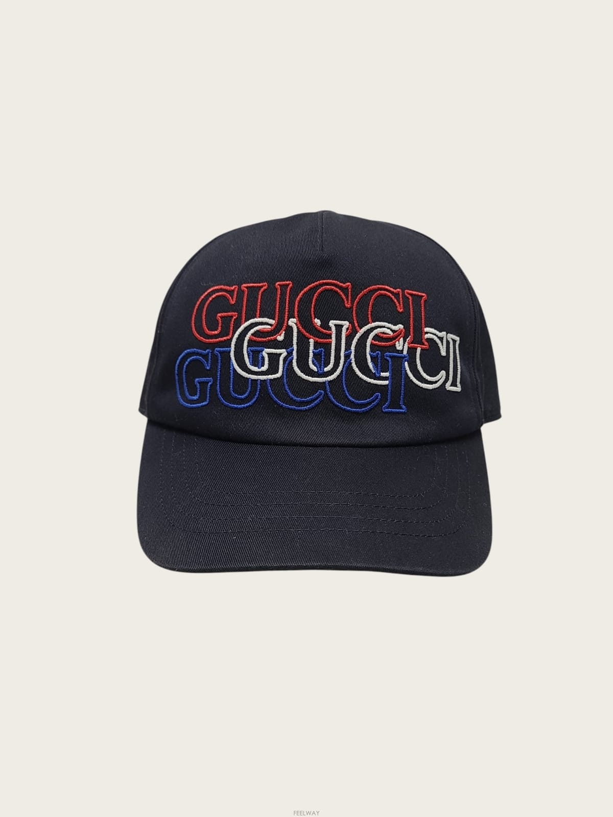 GUCCI [�߰���ǰ/���̽���] L / ���� ���� Ʈ���� ��Ƽ�÷� �ڼ� �ΰ� ���̽���ĸ ����[�߰���ǰ/���̽���] L / ���� ���� Ʈ���� ��Ƽ�÷� �ڼ�