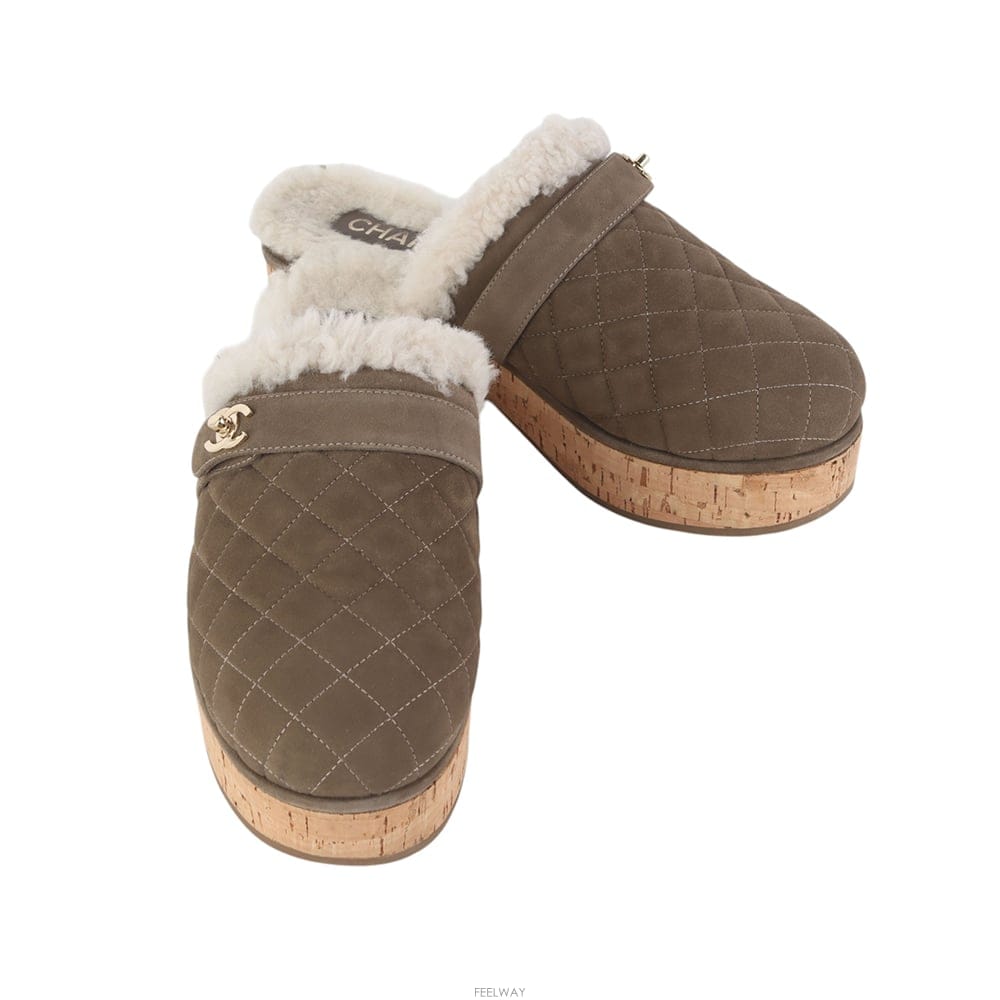 CHANEL ���� G38271 �϶� CC �����̵� Ŭ�α� �� ������ 40 37579Y-2���� G38271 �϶� CC �����̵� Ŭ�α� �� ������ 40 37579