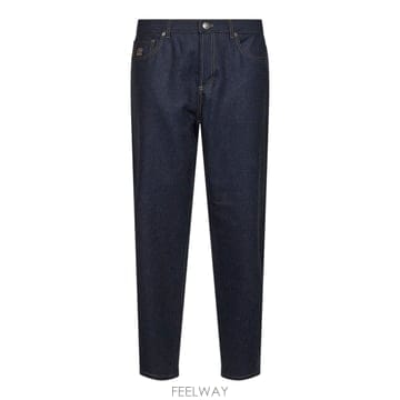 26 FW 브루넬로 쿠치넬리 로고 패치 스트레이트 레그 진 CDL36 M038PF1012