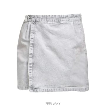 칼하트 에머리 랩 프런트 미니 스커트 블랙
