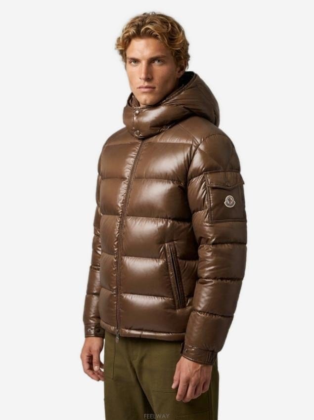 Moncler 26FW ��Ŭ���� ��ġ�ΰ� ���� MAYA �ٿ����� �е� [M] L2091 1A53600 68950 26126FW ��Ŭ���� ��ġ�ΰ� ���� MAYA �ٿ����� �е� [M] L20