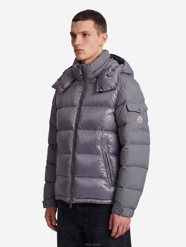 Moncler 26FW ��Ŭ���� ��ġ�ΰ� ���� �ٿ����� �е� [M] L2091 1A00138 597YX 92126FW ��Ŭ���� ��ġ�ΰ� ���� �ٿ����� �е� [M] L2091 1A